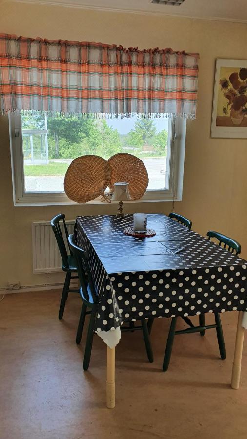 Sov gott i Rabbalshede Lägenhet Exteriör bild